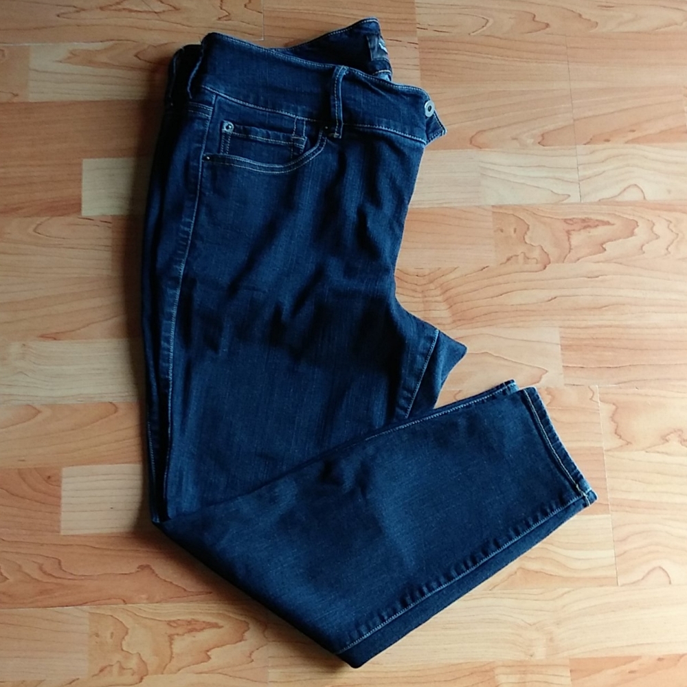 Torrid jegging dark wash size 18 XS